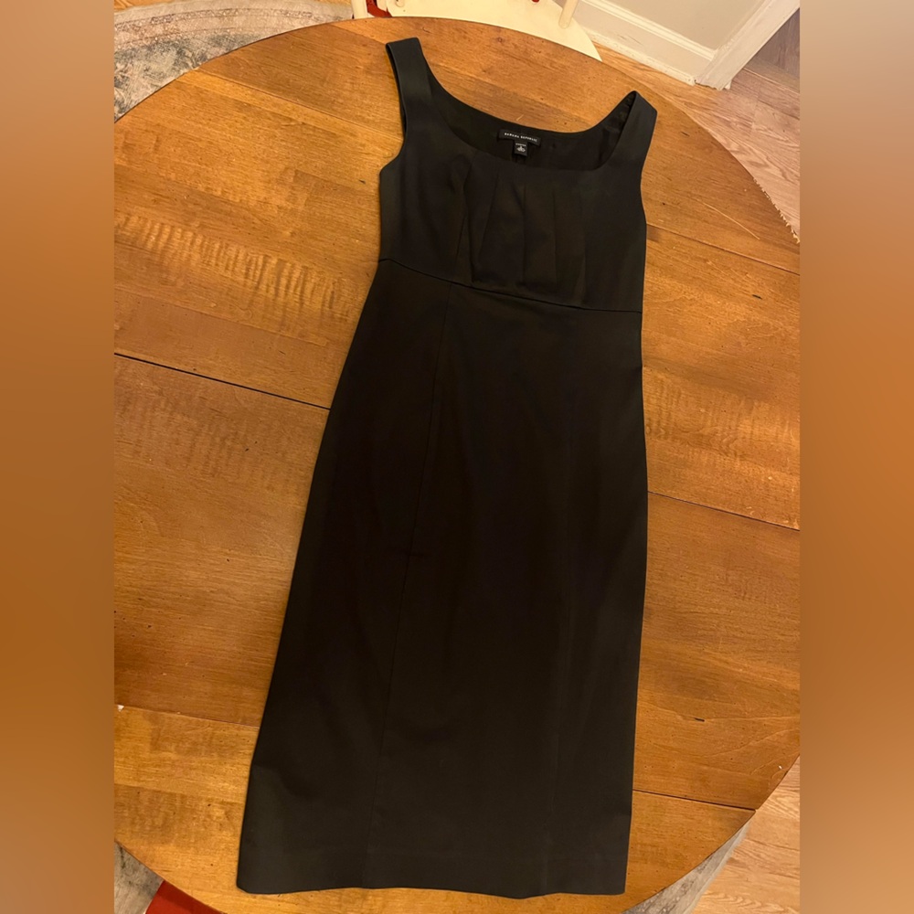 Banana Republic Sleeveless Black Midi Dress